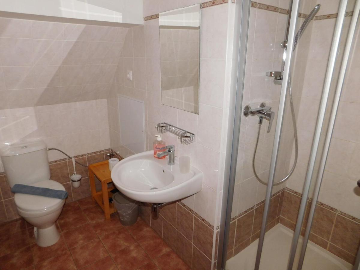 Vila Eden Apartman Pec pod Sněžkou Kültér fotó